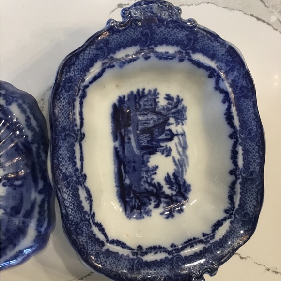 Vintage Flow Blue Covered Dish stamped & numbered - Picture 7 of 11
